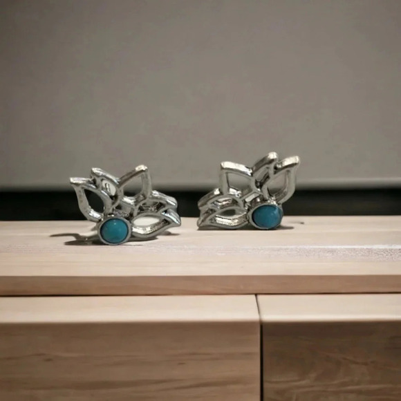 Turquoise Stone Bohemian Silver Stud Earrings - Picture 4 of 5